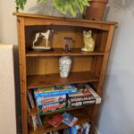 Brislington Townhouse Lounge books and games