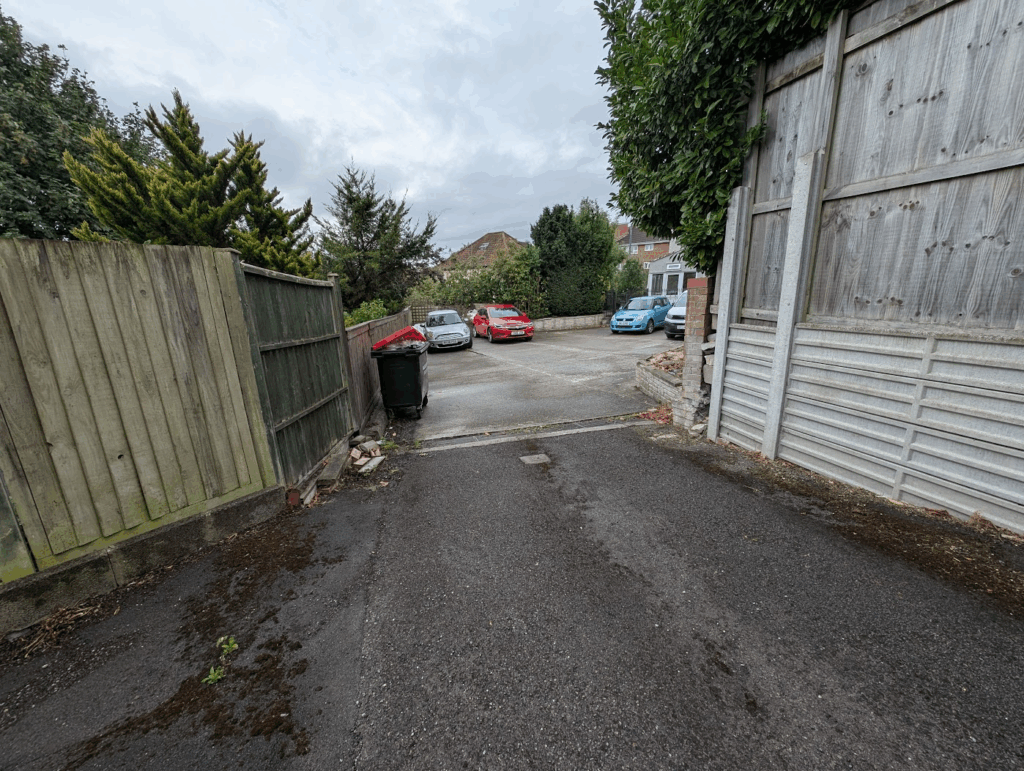 Turning space for cars if needed